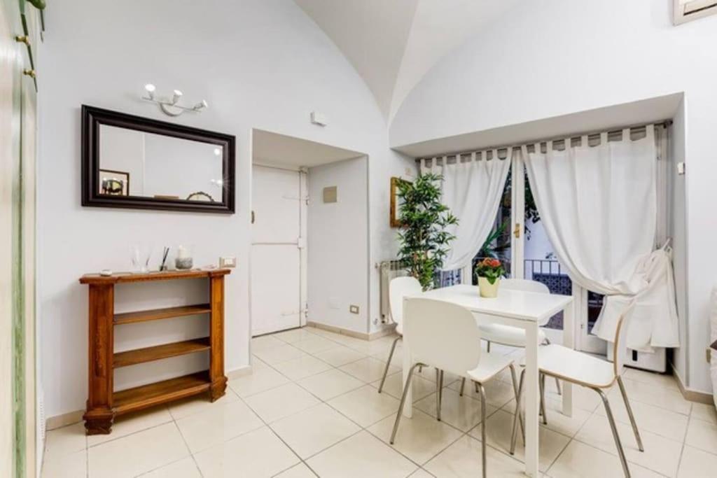 Al Ghetto Da Sarah Apartment Рим Екстериор снимка